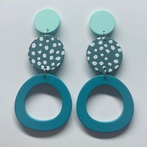 1 pair Green and Blue Polka Dot Acrylic Dangle Earrings, Circular Shapes Design